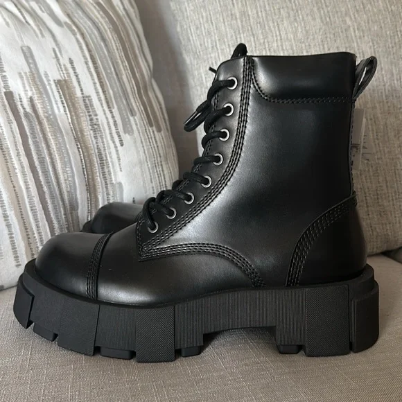 Zara Men’s Black Chunky Combat Boots - Picture 3 of 7